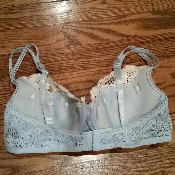 *SOLD* Victorias secret bra - Picture 2 of 4
