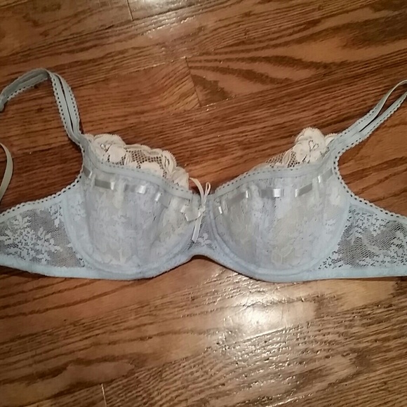 *SOLD* Victorias secret bra - Picture 4 of 4