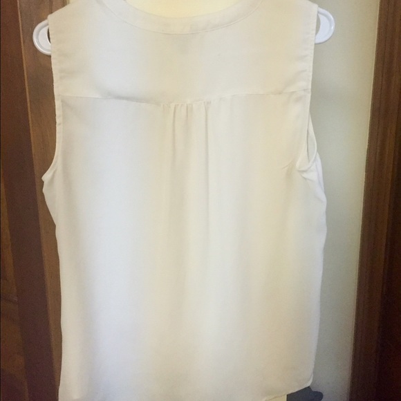 212 Tops - White Sleeveless Blouse 212 Tops - White Sleeveless Blouse