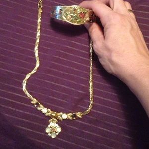 Necklace and cuff bracelet set