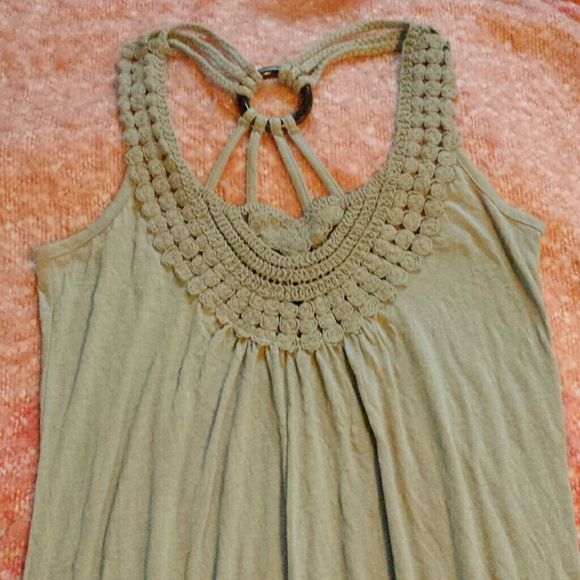 Planet gold  Tops - Tan beautiful tank top