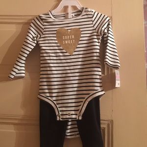 Infants 9months 2 piece outfit