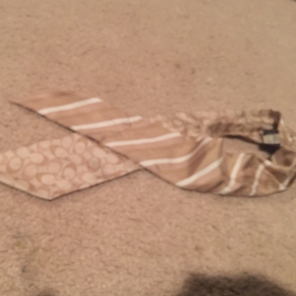 Coach scarf