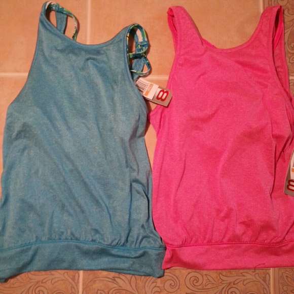Girls active tanks with built-in sport bra