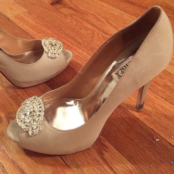 Size 7 badgley mischka