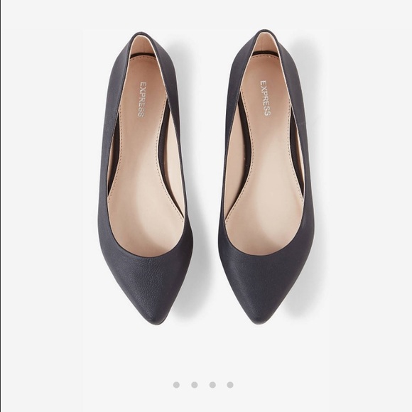 Pointed toe flats
