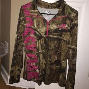 Mossy Oak pullover