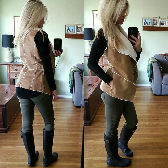 RESERVED Faux Furr & Sued Vest - Picture 2 of 4