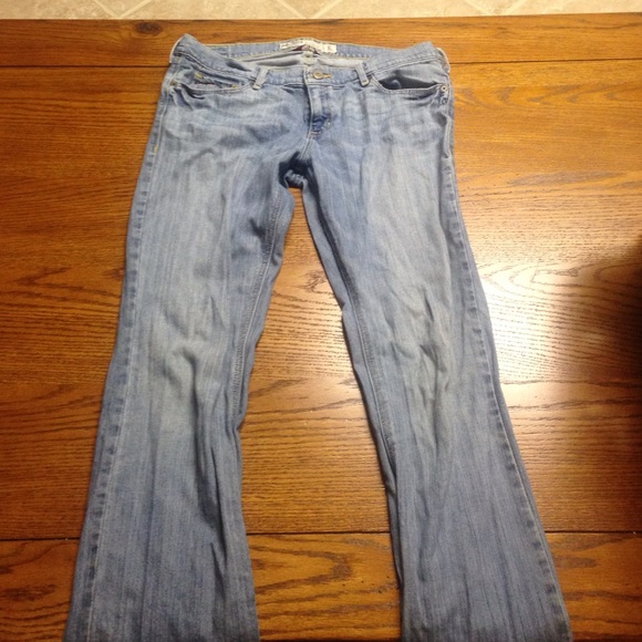 Hollister jeans