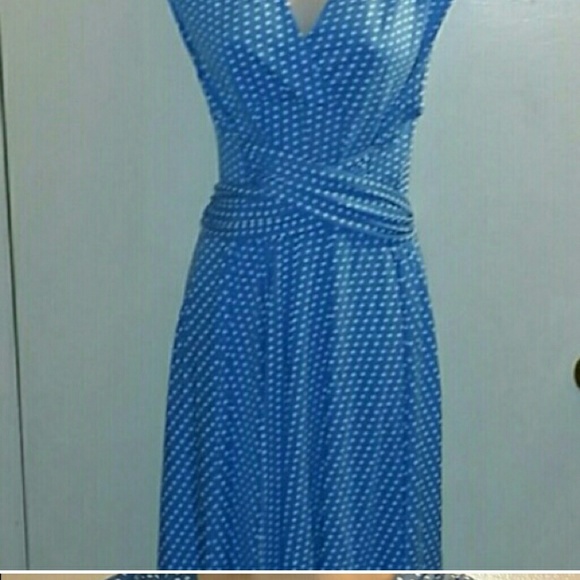 Beautiful blue dress 2x Lucille Ball costume idea!