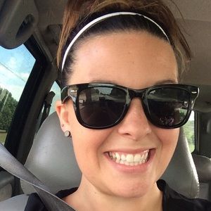 Meet your Posher, Rochelle