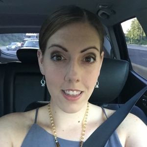 Meet your Posher, Victoria