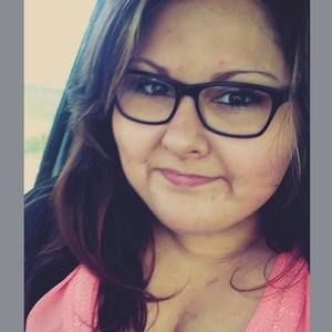 Meet your Posher, Demetria