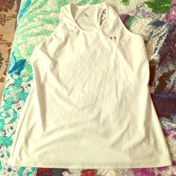 White under armour racer back tank