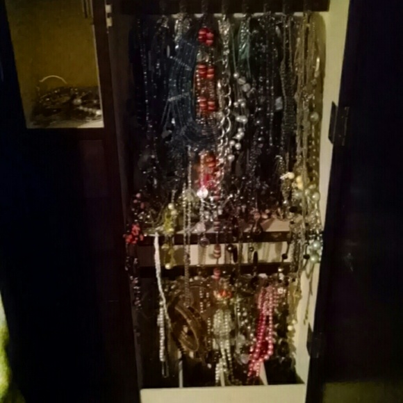 Persnickety P! Fashion for me and for YOU! - Picture 2 of 4