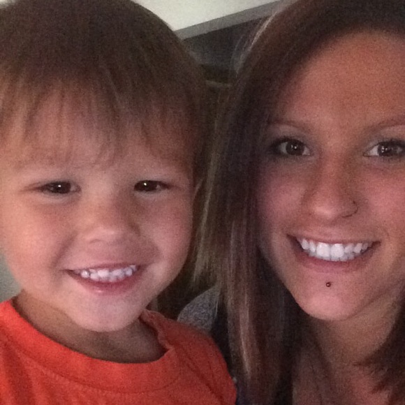 Meet your Posher, Janessa - Picture 1 of 1