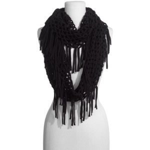 Steve Madden scarf