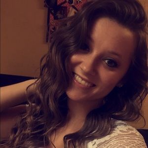 Meet your Posher, Ali