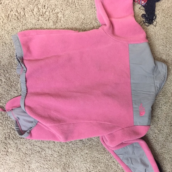 North Face - Picture 2 of 2