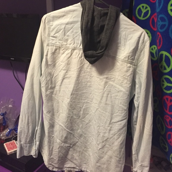 Clothing - Picture 2 of 2