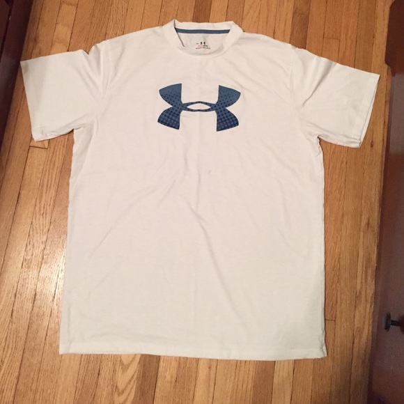 Under armour t-shirt