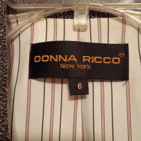 Donna Ricco Blazer - Picture 3 of 4