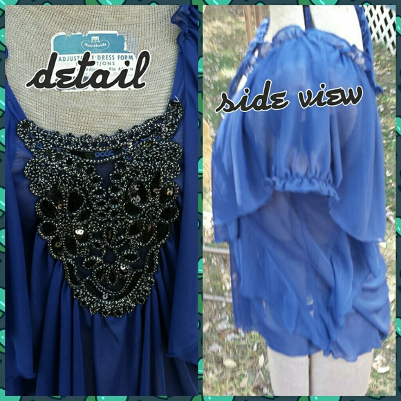 NWOT Beautiful Blue Top w/ Detail - Picture 3 of 4