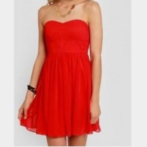 Red Dress  Strapless and 6.5 Aldo silver flats