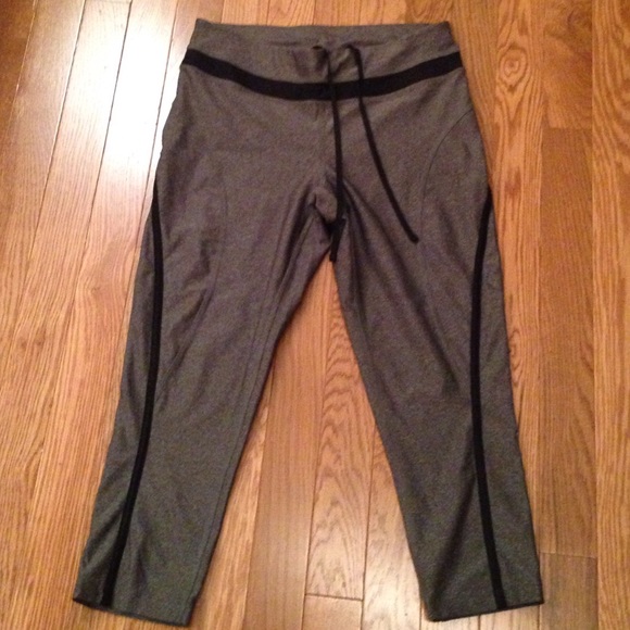 Xersion Pants - Version perfoancewear Capri