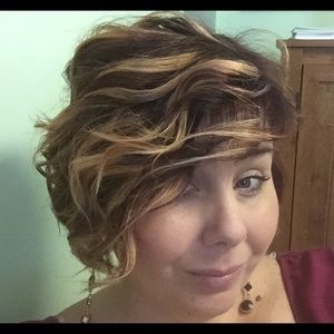 Meet your Posher, Carrie