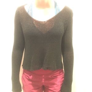 Short black sweater