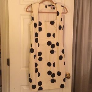 BR sleeveless Sloan dress