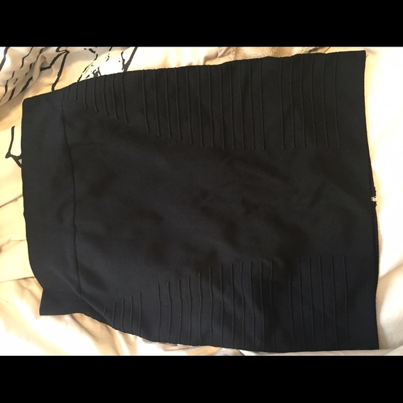 Pencil skirt - Picture 1 of 3
