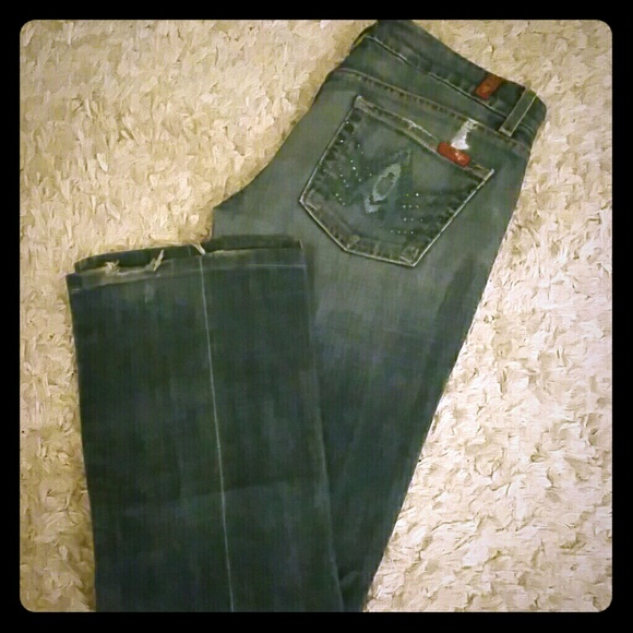 7 FOR ALL MANKIND