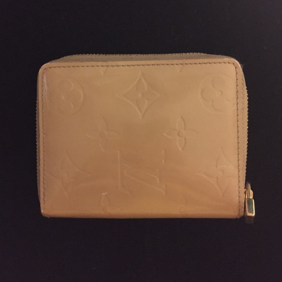 Authentic Louis Vuitton mini wallet