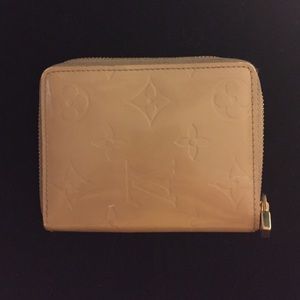 Authentic Louis Vuitton mini wallet