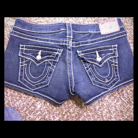 True Religion Shorts Size 28