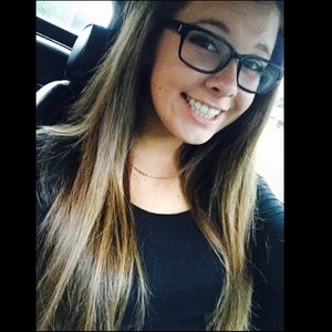 Meet your Posher, Sydnee