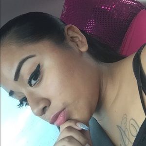 Meet your Posher, Ingrid