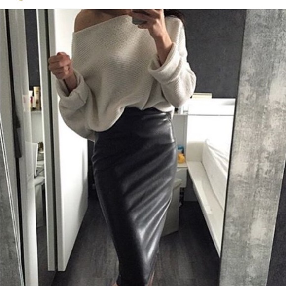 Meet your Posher, Clarissa