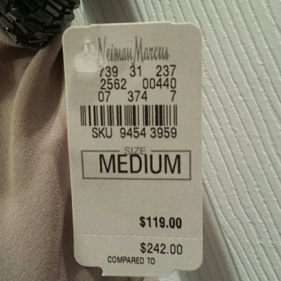 Blouse with beading detail - Picture 2 of 4