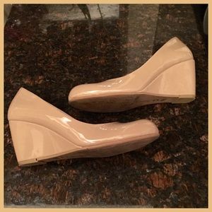 Chinese Laundry Wedges