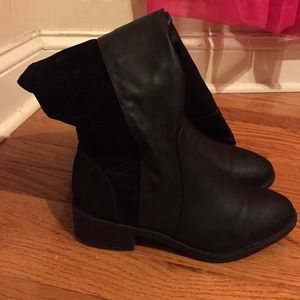 Knee high black boots size 7.5
