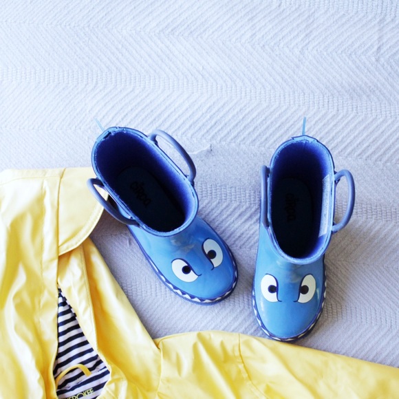 Boys Rain Boots // Size 5/6