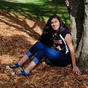 Meet your Posher, Corina