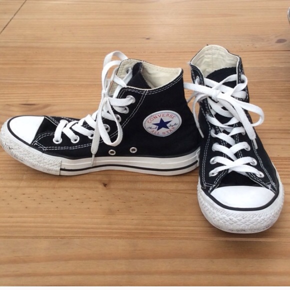 High Top Black Converse (almost new)
