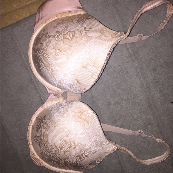 Maiden form custom lift Demi coverage push up Bra