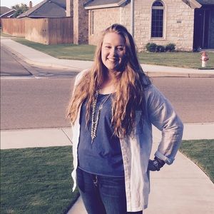 Meet your Posher, Michaela