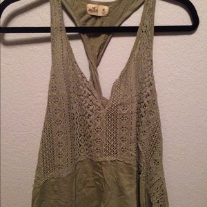 Hollister green top