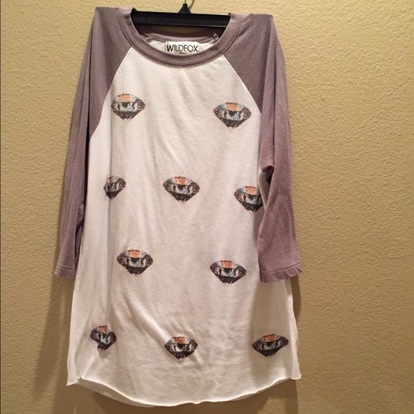 Wildfox raglan tee with diamonds